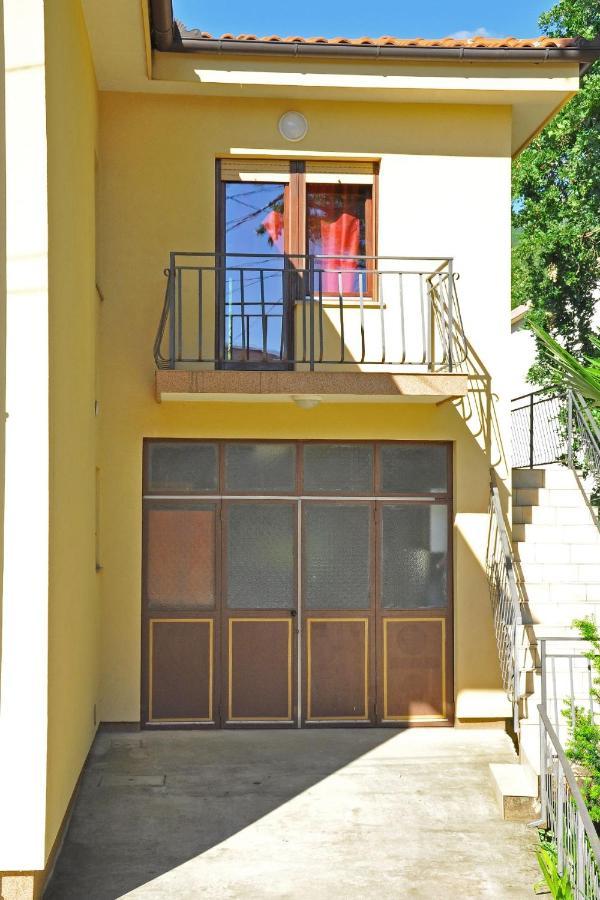 Apartments With A Parking Space Opric, Opatija - 7728 로브란 외부 사진