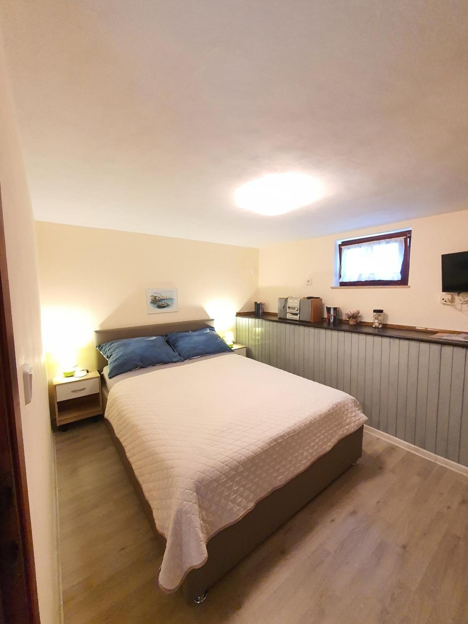 Apartments With A Parking Space Opric, Opatija - 7728 로브란 객실 사진